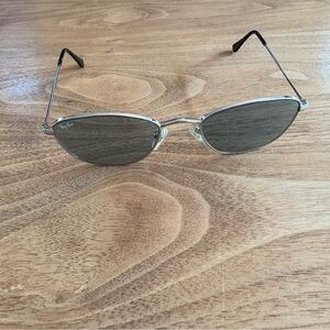 NWOT Ray-Ban sunglasses